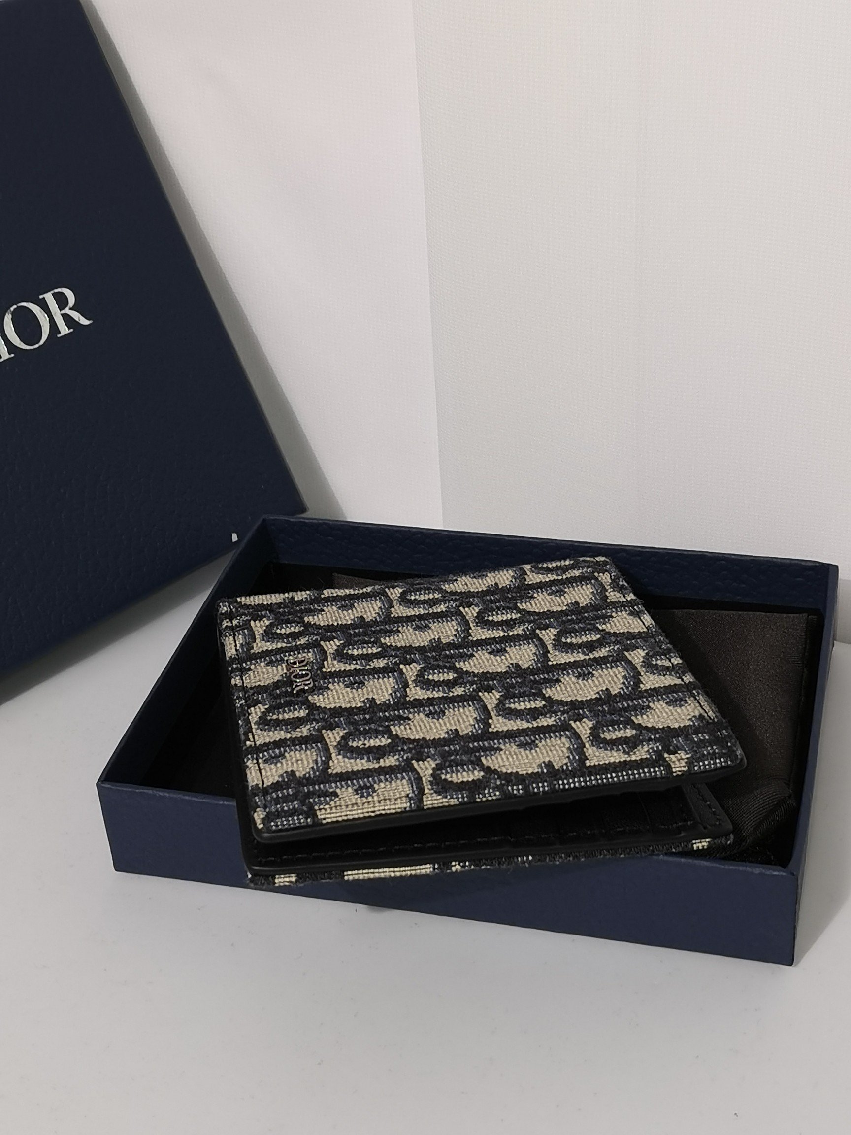 Dior Oblique Wallet - Image 4