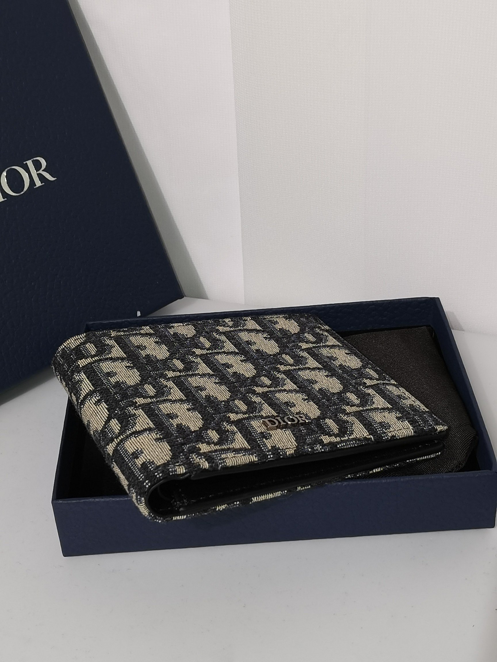 Dior Oblique Wallet - Image 5