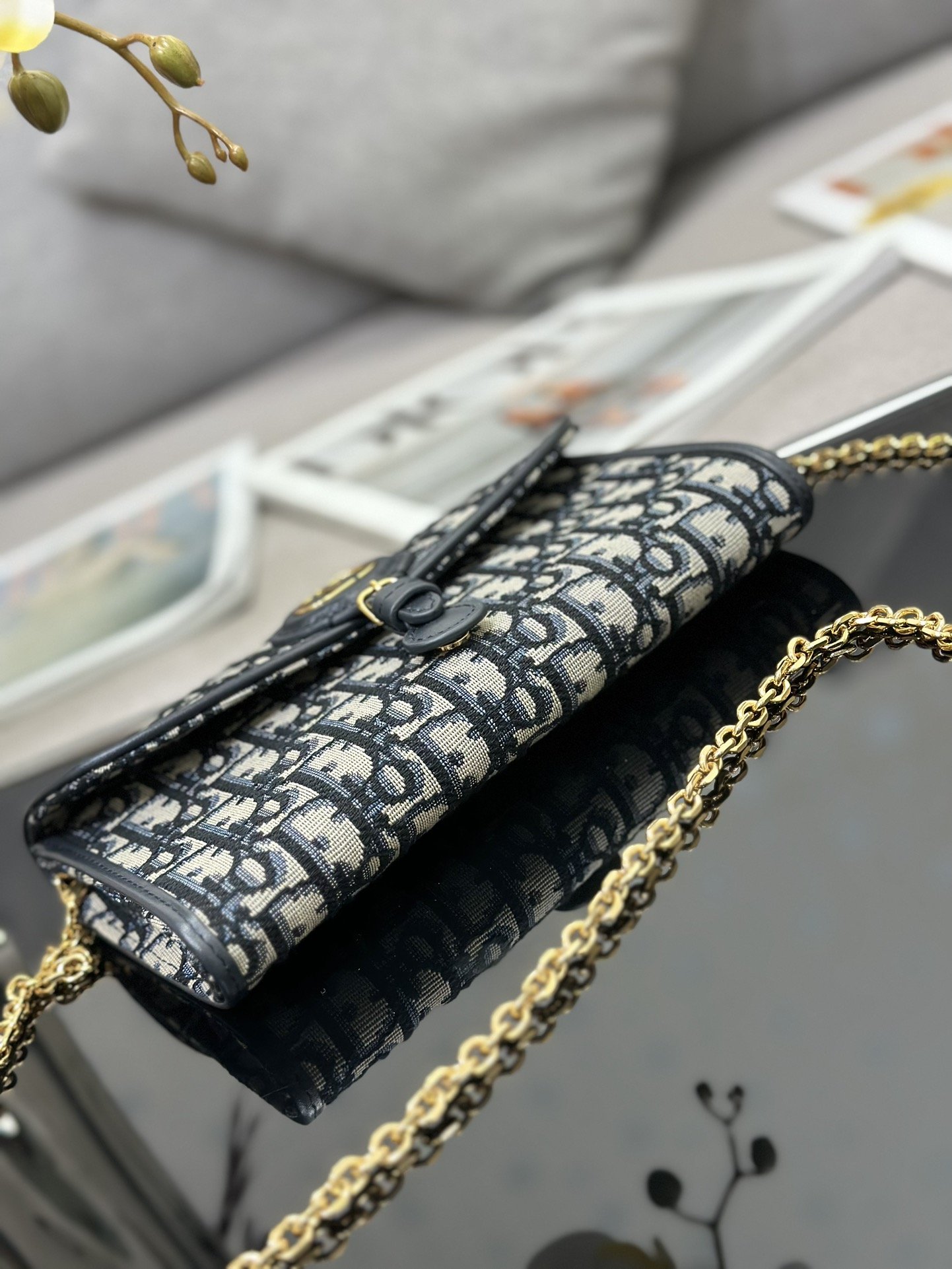 Dior Oblique Chain Handbag - Image 7