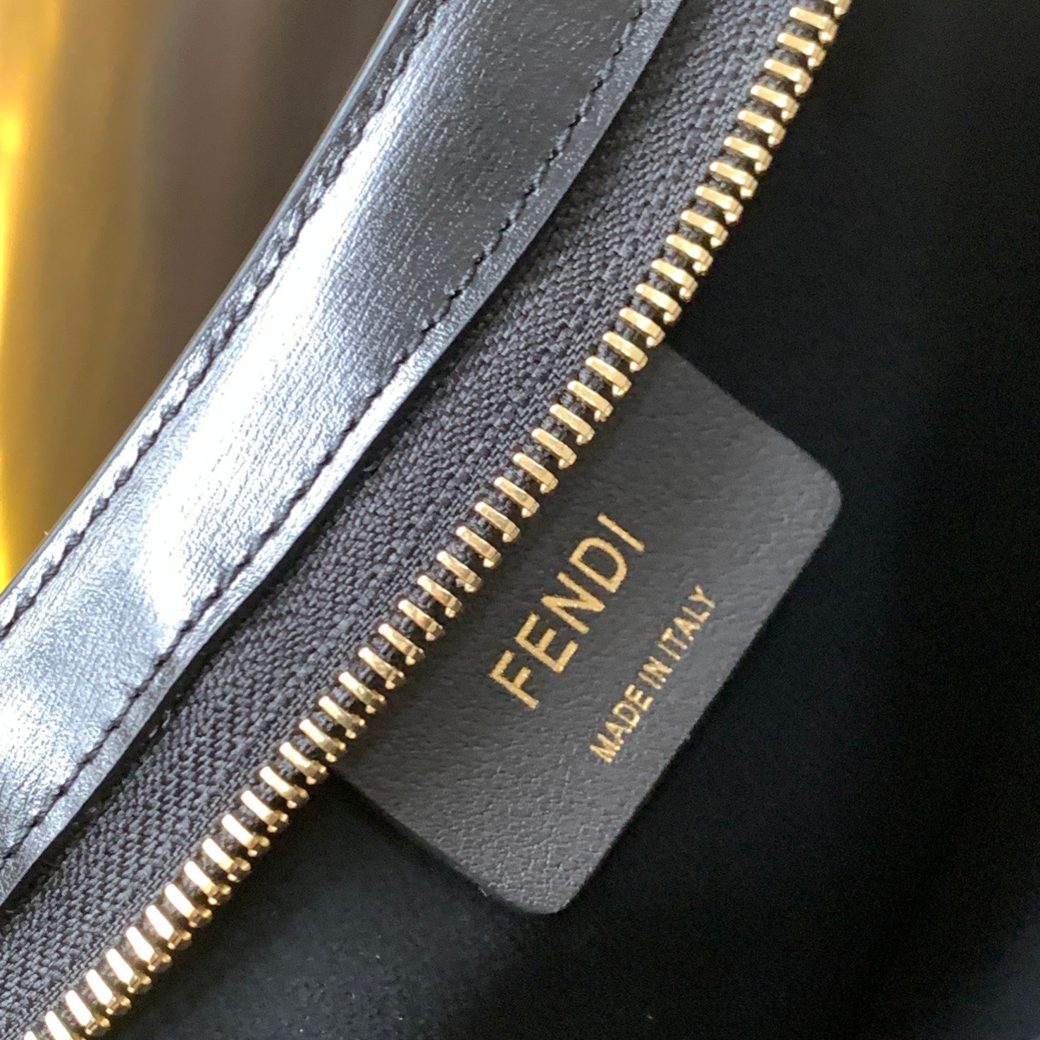 Fendi O'Lock Swing Bag - Image 3