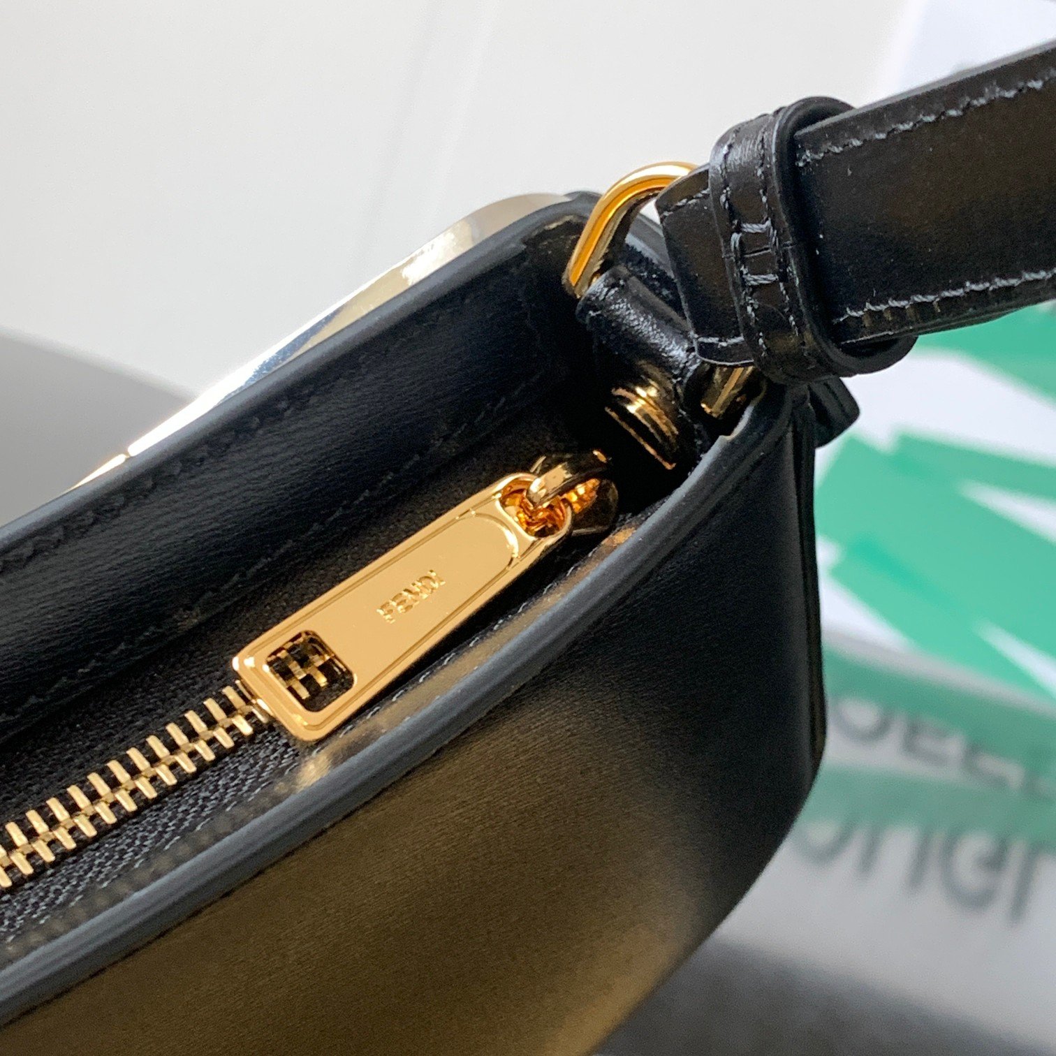 Fendi O'Lock Swing Bag - Image 7