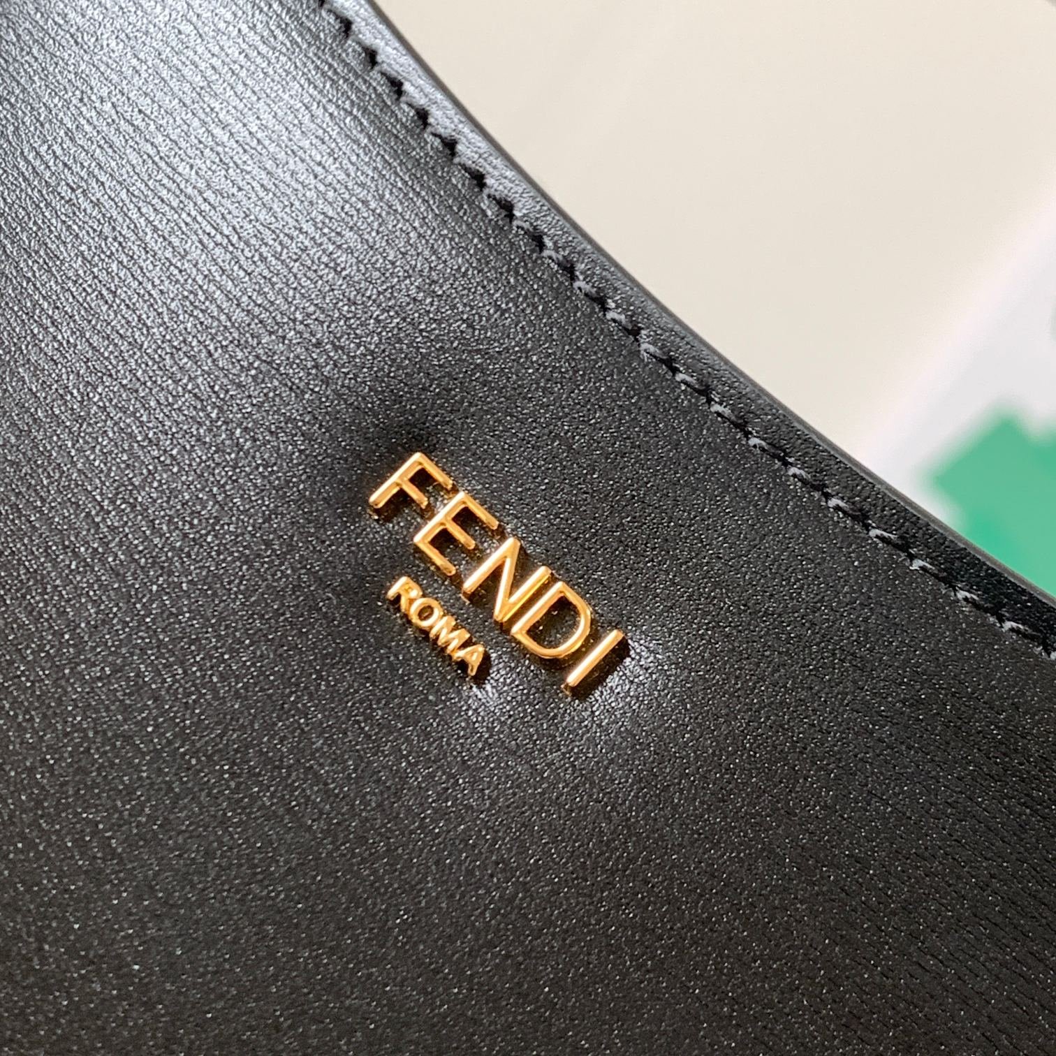 Fendi O'Lock Swing Bag - Image 4