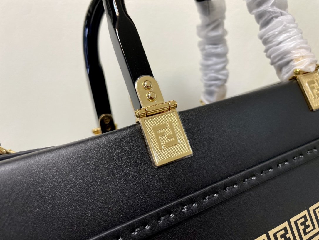 Fendi Tote Bag - Image 7