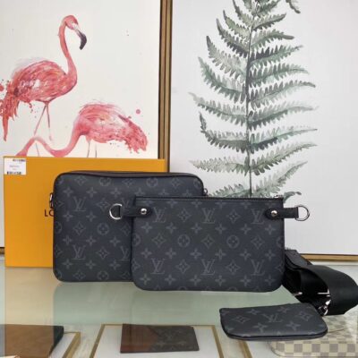 Louis Vuitton Trio Messenger Bag
