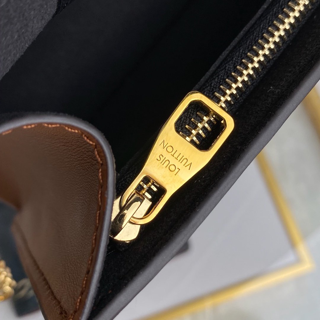 Louis Vuitton Dauphine Chain Bag - Image 7