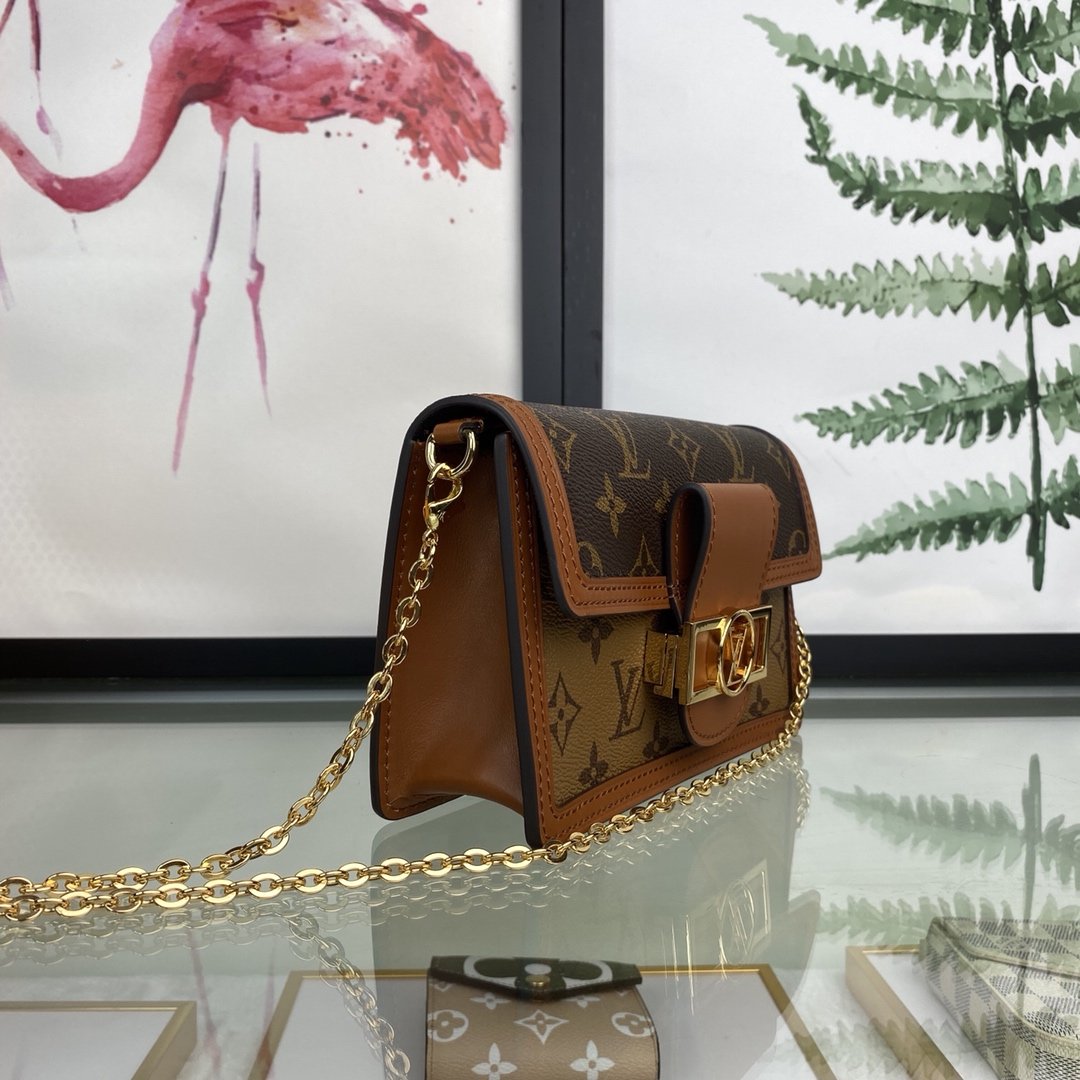 Louis Vuitton Dauphine Chain Bag - Image 9