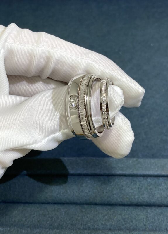 Turning Rings, White Gold