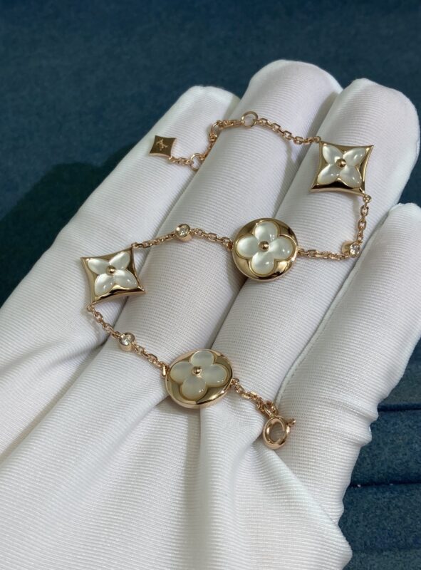 LV Four Flowers Bracelet, Rose Gold