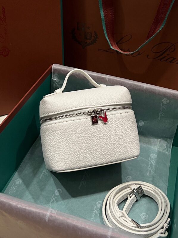 Loro Piana Extra Pocket L11.5 Bag