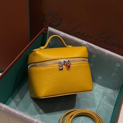 Loro Piana Extra Pocket L11.5 Bag