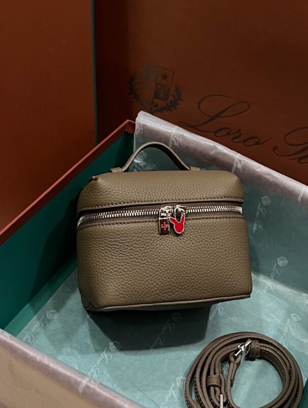 Loro Piana Extra Pocket L11.5 Bag