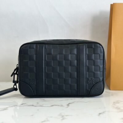 Louis Vuitton  Pochette Kasai
