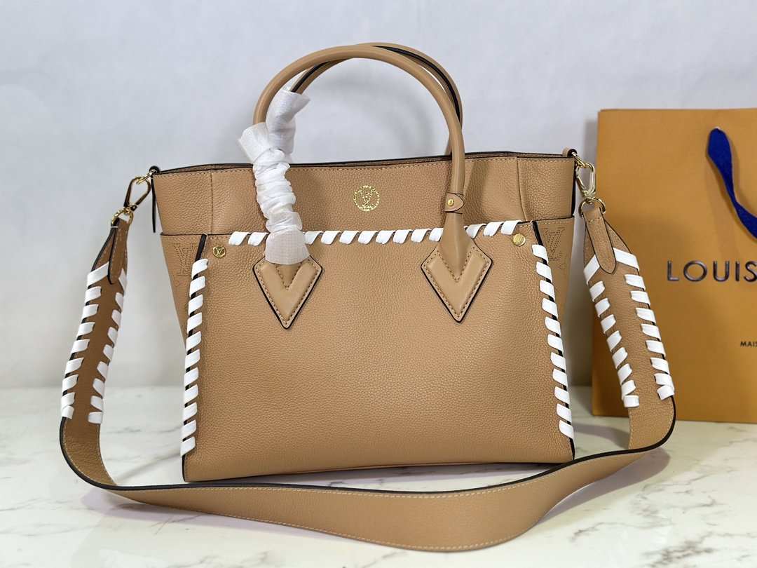 Louis Vuitton On My Side Medium Handbag - Image 2