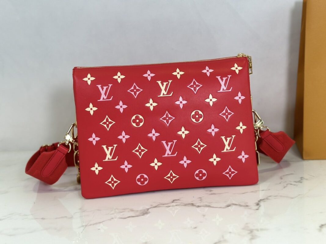 Louis Vuitton Coussin Small Bag