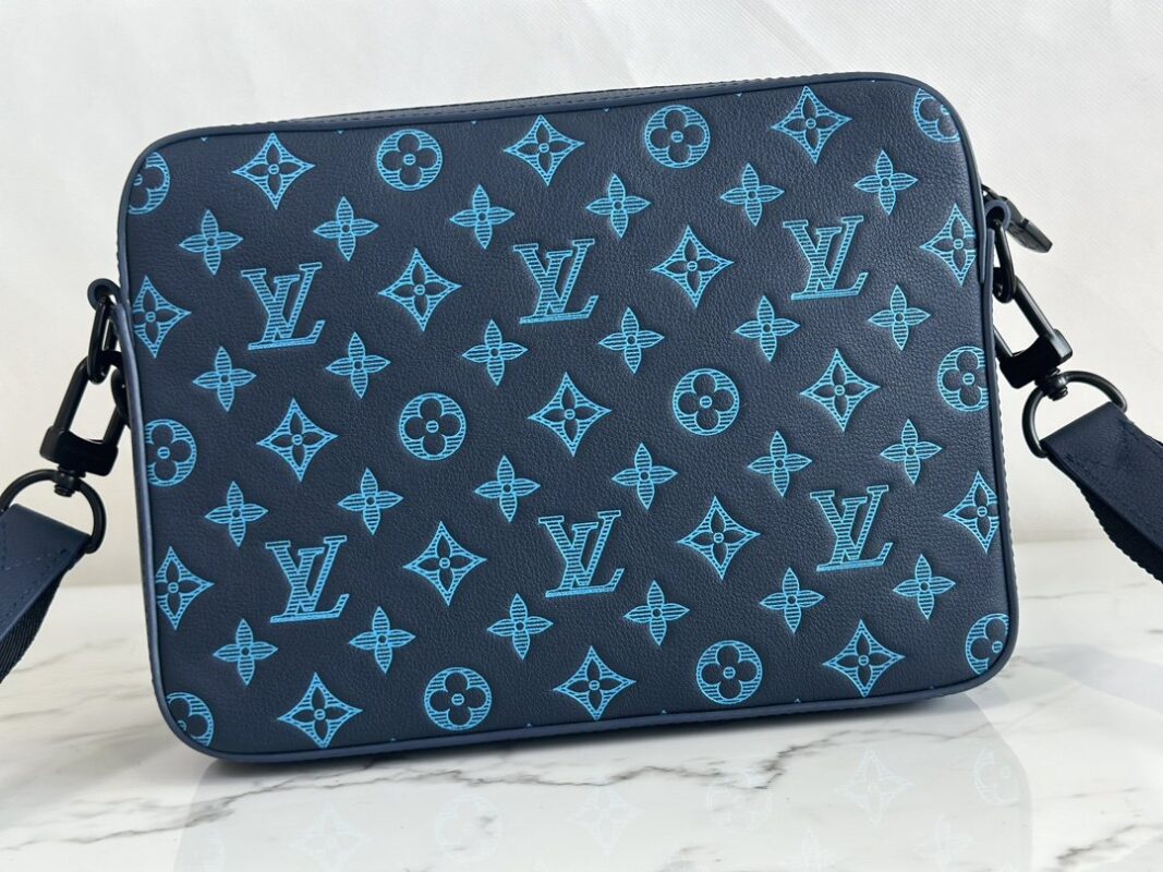 Louis Vuitton Trio Messenger Bag