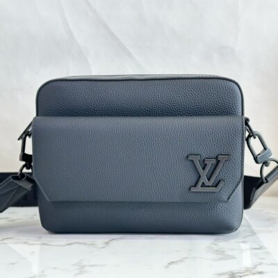 Louis Vuitton Messenger Bag