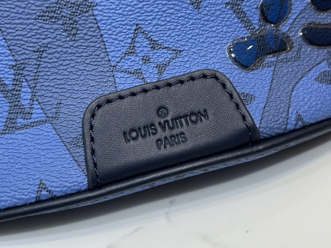 Louis Vuitton Discovery - Image 6