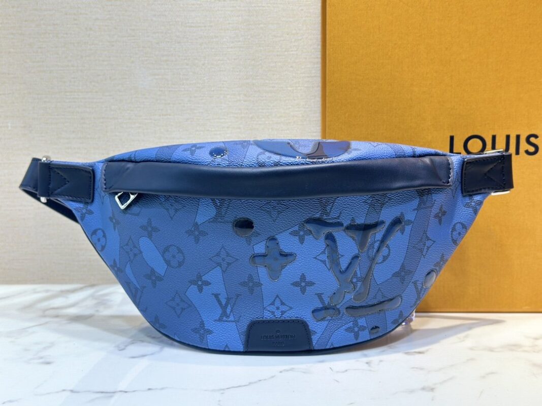 Louis Vuitton Discovery