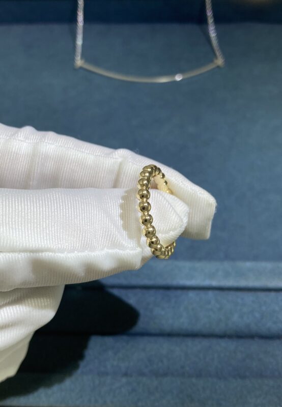 Medium Bead Ring, Yellow Gold