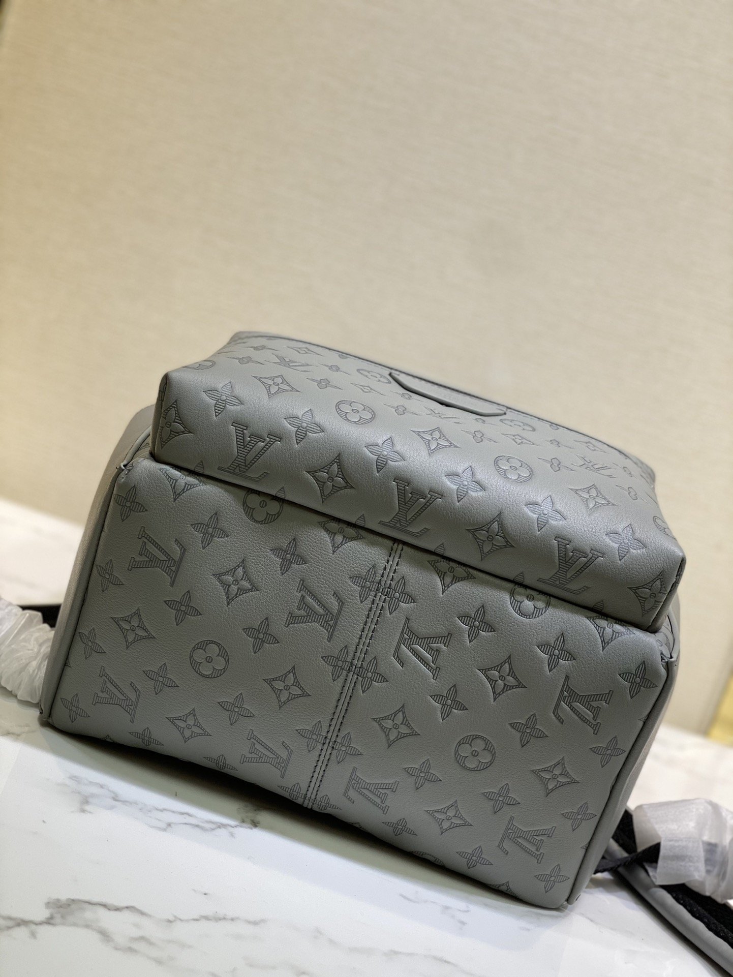 Louis Vuitton Discovery Backpack - Image 8