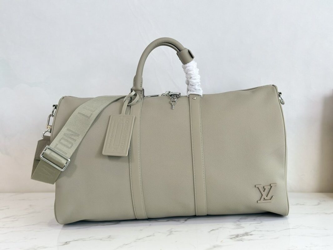 Louis Vuitton Keepall Bandoulière 50 Handbag
