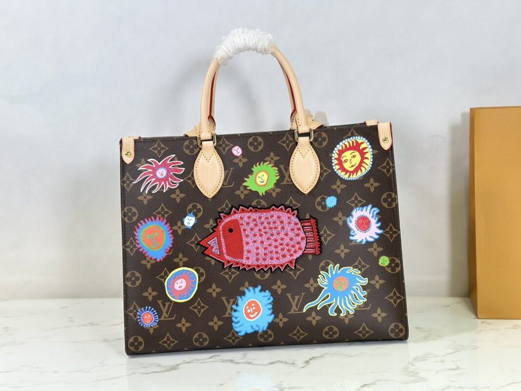 Louis Vuitton Onthego Medium Handbag