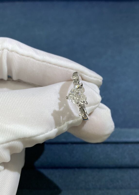 Animal Ring, White Gold