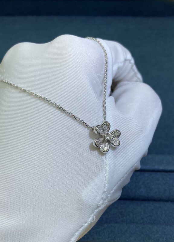 Van Cleef &Arpel Triple Flower Necklace, White Gold