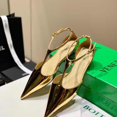 Bottega Veneta Latest T-strap Medieval Pointed Sandals