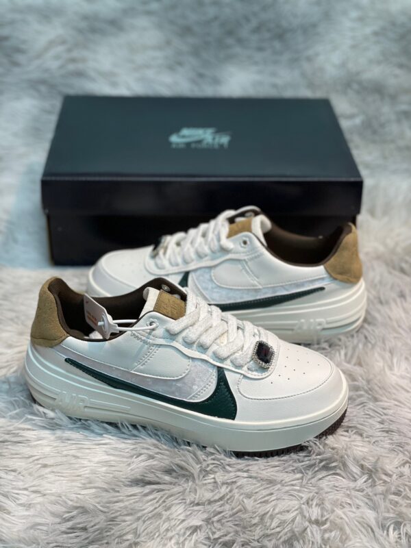 Nike New Air Force Unisex Trainers
