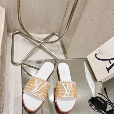 Louis Vuitton New Straw Sandals