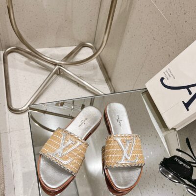 Louis Vuitton New Straw Sandals