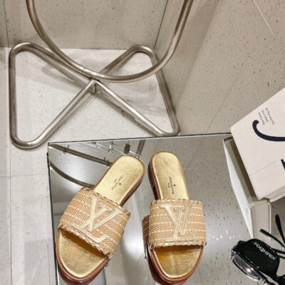 Louis Vuitton New Straw Sandals
