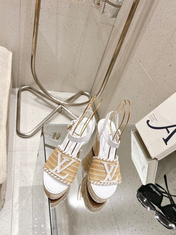 Louis Vuitton New Straw Heel Sandals