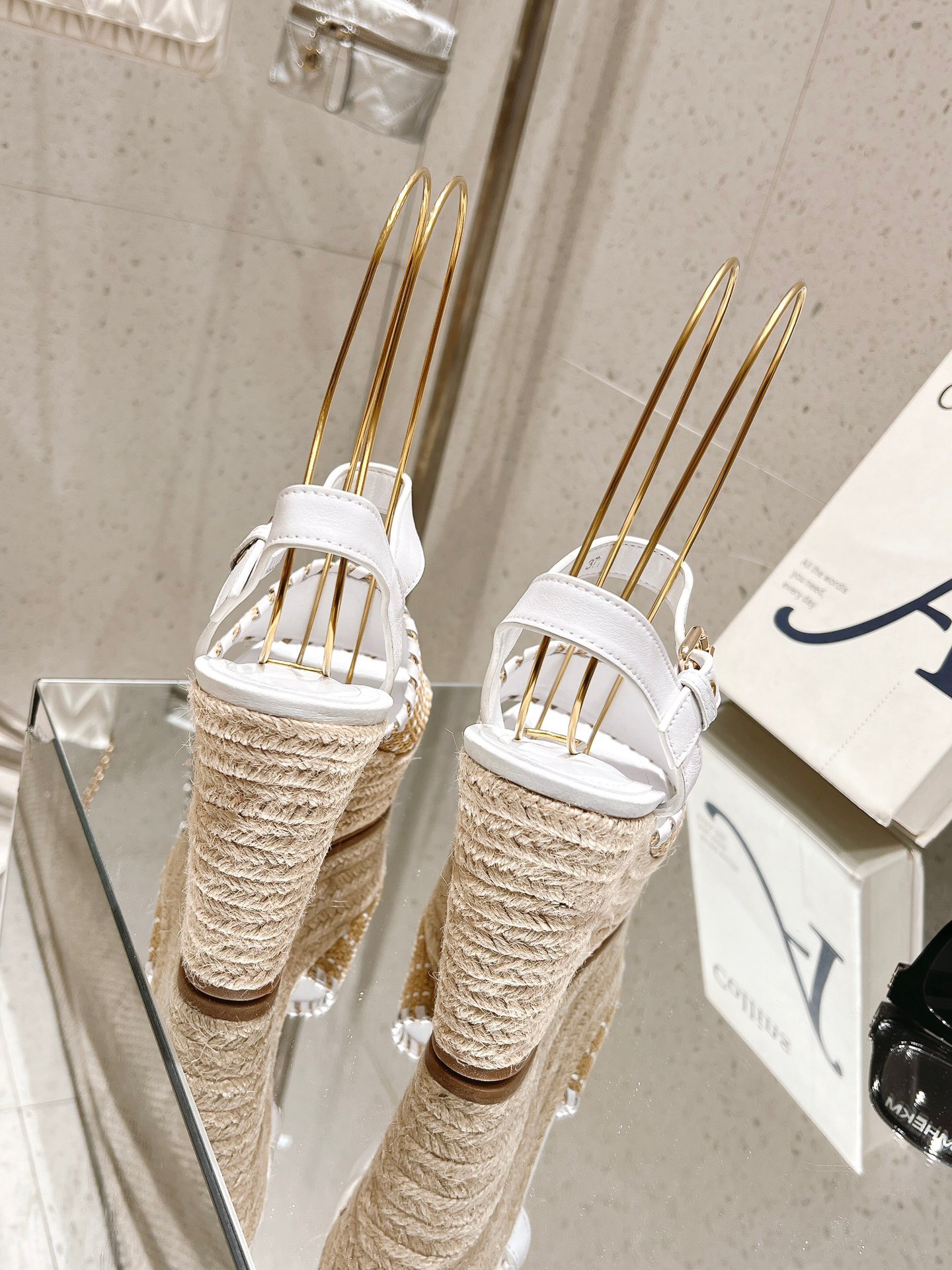 Louis Vuitton New Straw Heel Sandals - Image 9