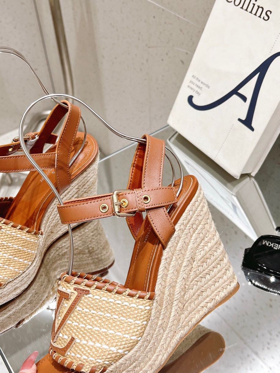 Louis Vuitton New Straw Heel Sandals - Image 8
