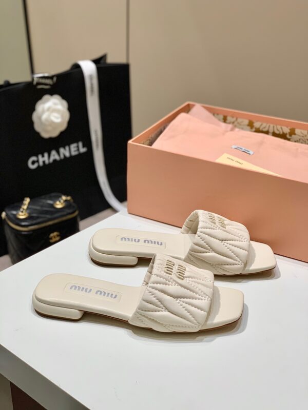 Miu Miu 2023 New Sandals