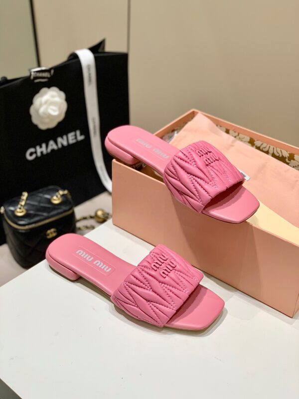 Miu Miu 2023 New Sandals