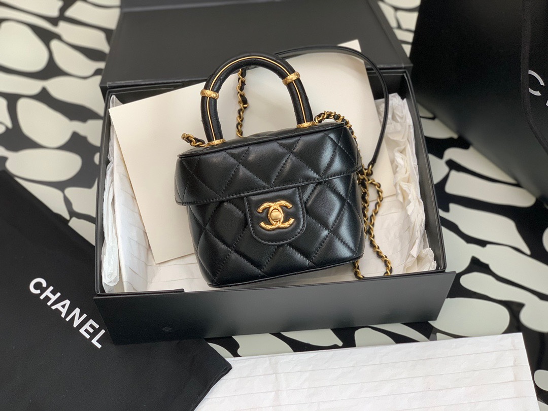 img_3272 Chanel 23S Cover Bag - Image 1