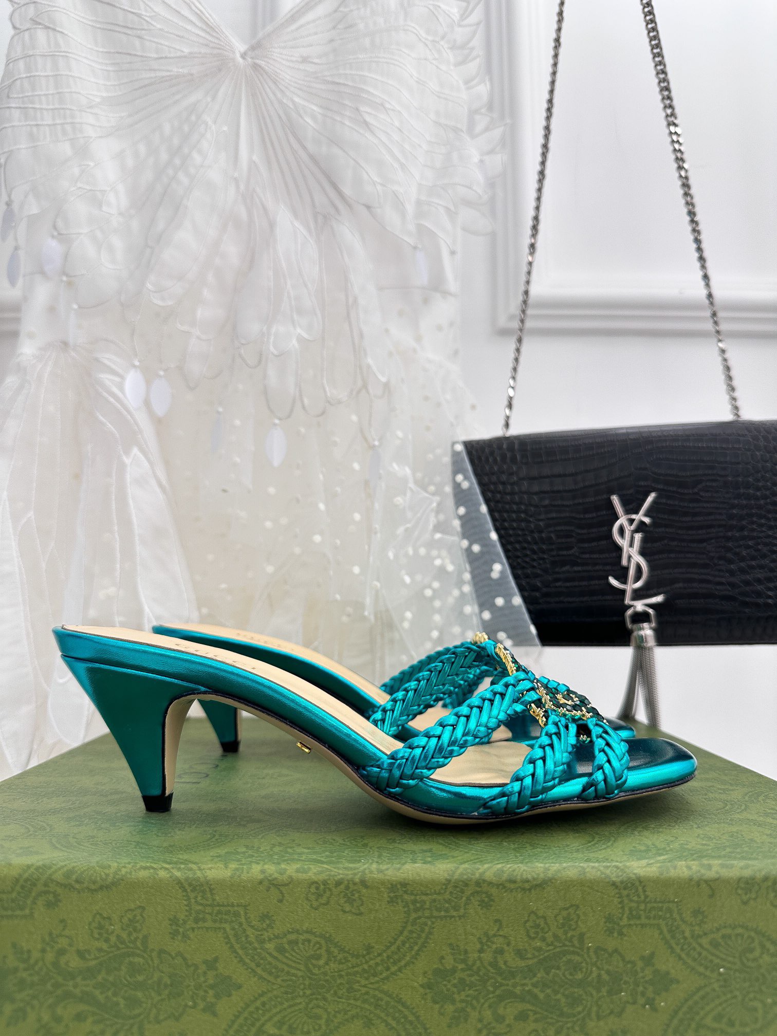 img_3365 Gucci 2023 New Sandals - Image 1