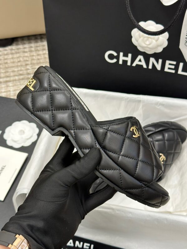 Chanel 2023 New Wedge Sandals