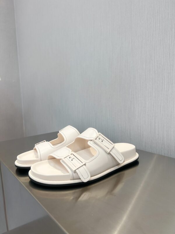 Fendi 2023 New Unisex Sandals
