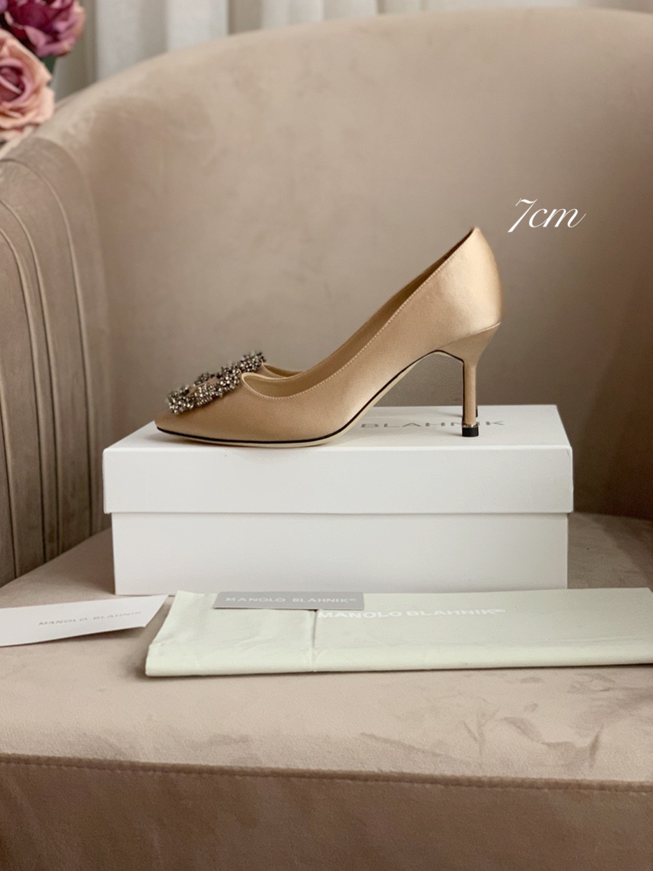 Manolo Blahnik 2023 Classic Shoes - Image 3