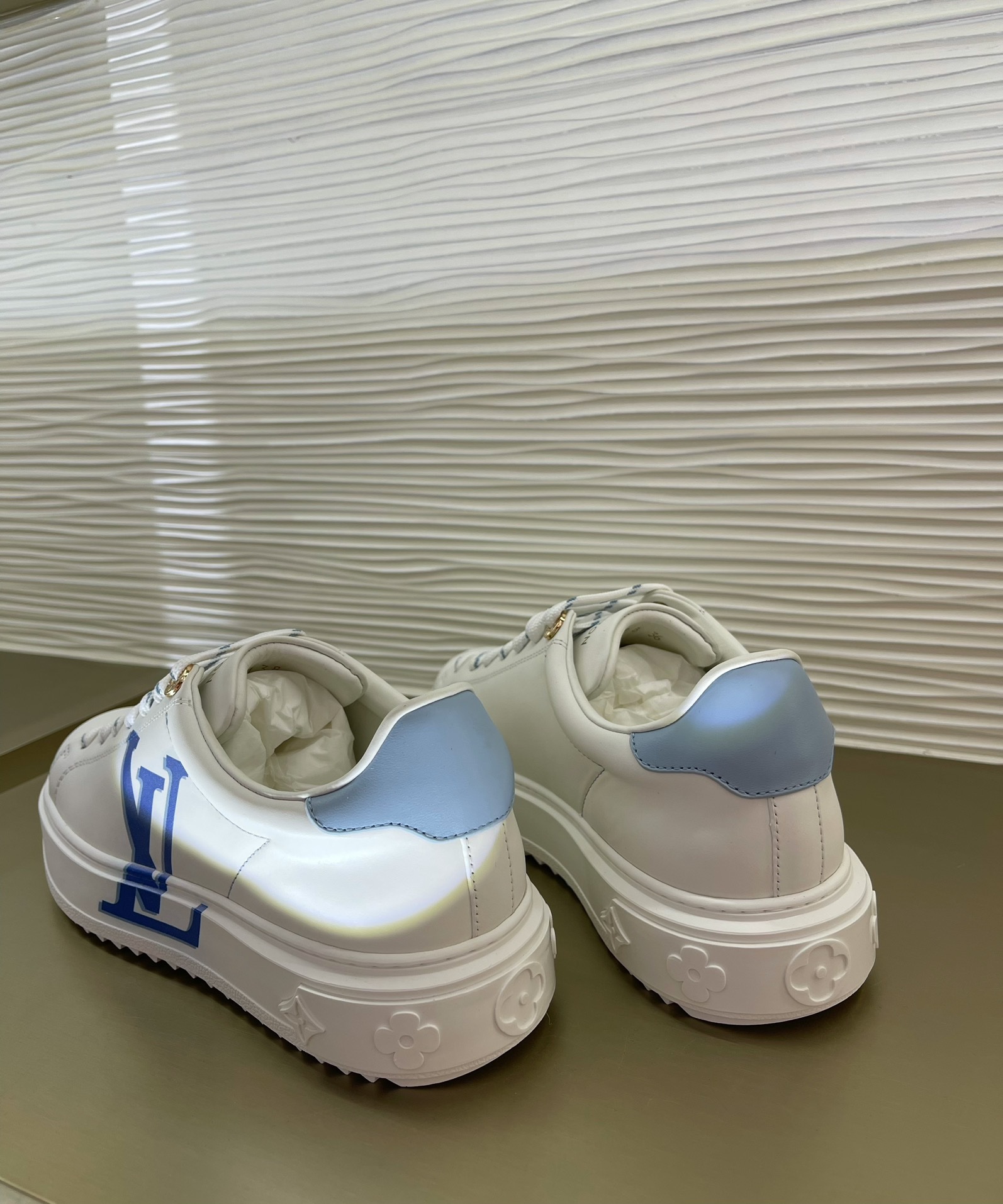 Louis Vuitton 2023 New Trainers - Image 7