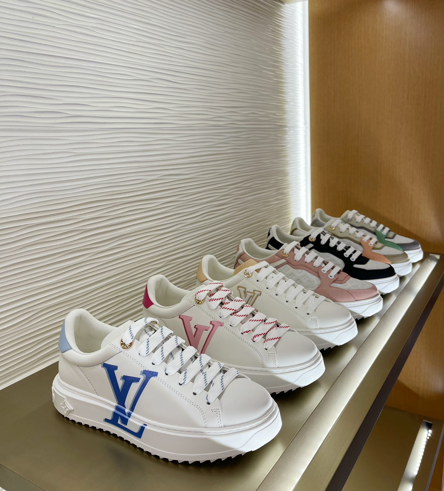 Louis Vuitton 2023 New Trainers - Image 9