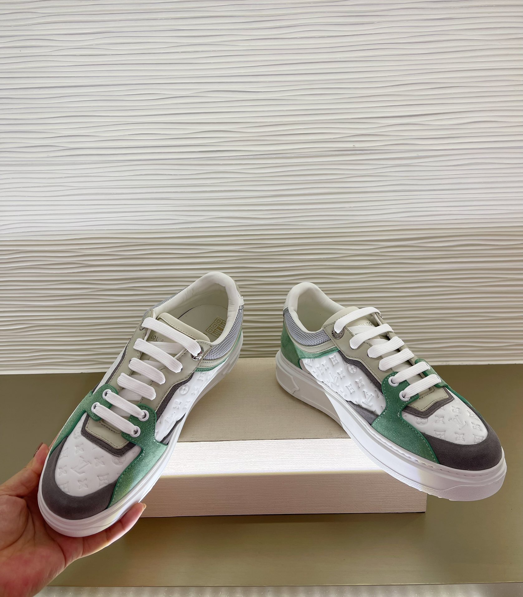 Louis Vuitton 2023 New Trainers - Image 4