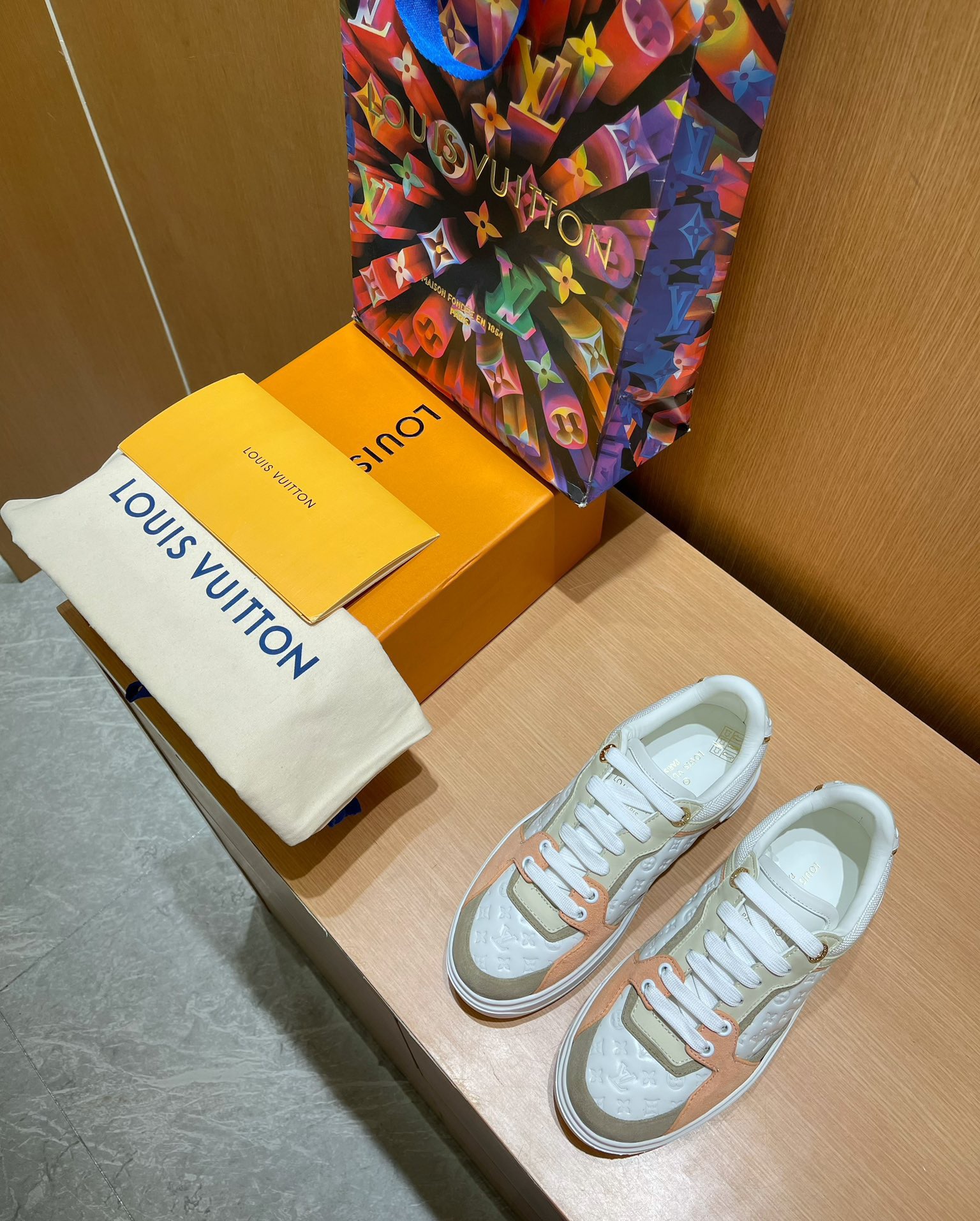 Louis Vuitton 2023 New Trainers - Image 2