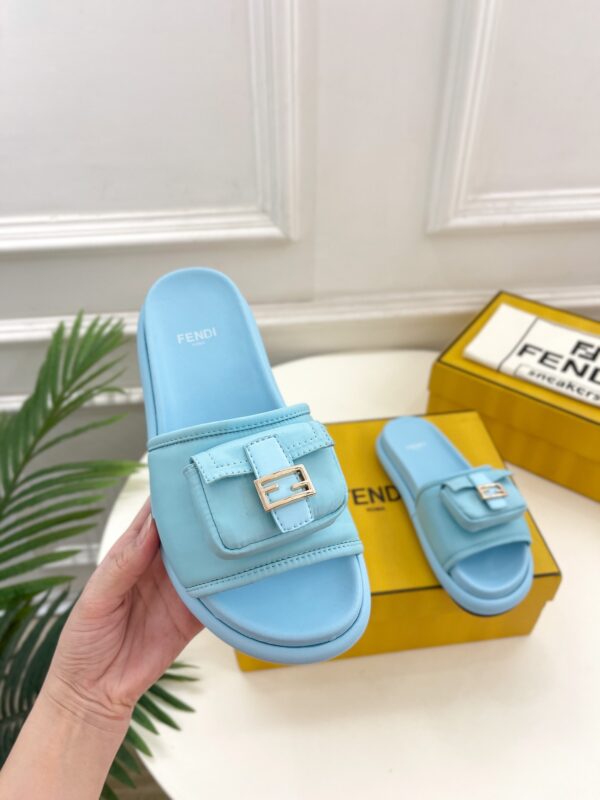 Fendi 2023 New Slippers