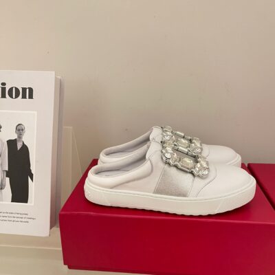 Roger Vivier 2023 New Mules