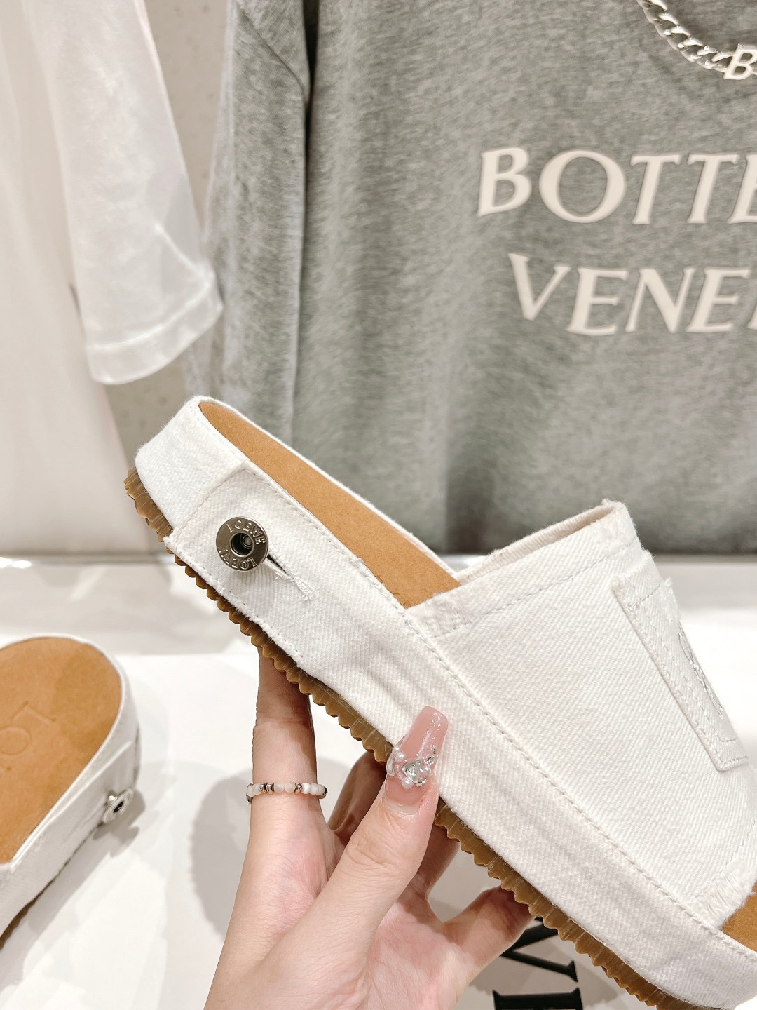 Loewe 2023 New Couple Models Sandals that - Image 8